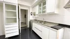 Foto 10 de Apartamento com 3 Quartos para alugar, 175m² em Jardim Londrina, São Paulo