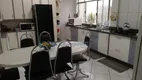 Foto 2 de Casa com 3 Quartos à venda, 194m² em Bandeirantes, Londrina