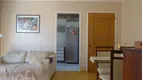Foto 4 de Apartamento com 2 Quartos à venda, 58m² em Santo Antônio, Porto Alegre