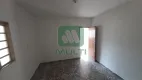 Foto 15 de Casa com 3 Quartos para alugar, 130m² em Jardim Patrícia, Uberlândia