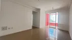 Foto 4 de Apartamento com 3 Quartos à venda, 82m² em Barreiros, São José