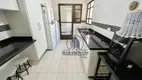 Foto 14 de Apartamento com 3 Quartos à venda, 130m² em Pitangueiras, Guarujá