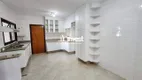 Foto 19 de Apartamento com 4 Quartos à venda, 205m² em Fabrício, Uberaba