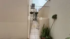 Foto 20 de Casa com 3 Quartos à venda, 190m² em Santa Mônica, Uberlândia
