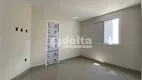 Foto 2 de Casa com 3 Quartos à venda, 180m² em Jardim Inconfidência, Uberlândia