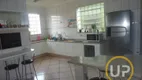 Foto 14 de Casa com 6 Quartos para venda ou aluguel, 411m² em Santa Amélia, Belo Horizonte