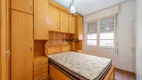 Foto 4 de Apartamento com 2 Quartos à venda, 50m² em Cristal, Porto Alegre
