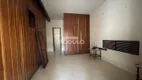 Foto 6 de Casa com 3 Quartos para alugar, 300m² em Fundinho, Uberlândia