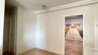 Foto 5 de Apartamento com 2 Quartos à venda, 49m² em Capão Raso, Curitiba