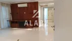 Foto 2 de Apartamento com 3 Quartos à venda, 200m² em Campo Belo, São Paulo