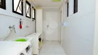 Foto 5 de Apartamento com 3 Quartos à venda, 200m² em Jardim América, São Paulo