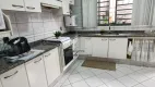 Foto 14 de Casa com 3 Quartos à venda, 227m² em Jardim Nova Europa, Campinas