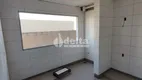 Foto 3 de Apartamento com 2 Quartos à venda, 53m² em Novo Mundo, Uberlândia