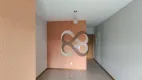 Foto 2 de Apartamento com 3 Quartos à venda, 60m² em Vitoria, Londrina