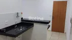 Foto 3 de Apartamento com 3 Quartos à venda, 61m² em Mansorur, Uberlândia