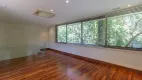 Foto 30 de Casa com 5 Quartos para alugar, 1019m² em Alto de Pinheiros, São Paulo