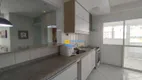 Foto 17 de Apartamento com 3 Quartos à venda, 130m² em Jardim Astúrias, Guarujá