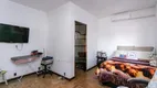 Foto 11 de Casa com 4 Quartos à venda, 297m² em Vila Ipiranga, Porto Alegre