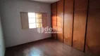 Foto 10 de Casa com 7 Quartos à venda, 261m² em Martins, Uberlândia