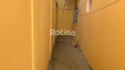 Foto 19 de Casa com 4 Quartos para alugar, 176m² em Lidice, Uberlândia