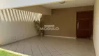 Foto 2 de Casa com 3 Quartos à venda, 190m² em Chácaras Tubalina E Quartel, Uberlândia