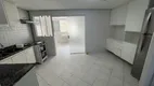 Foto 38 de Apartamento com 3 Quartos para venda ou aluguel, 190m² em Pitangueiras, Guarujá