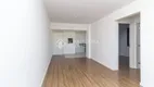 Foto 3 de Apartamento com 2 Quartos à venda, 62m² em Jardim do Salso, Porto Alegre