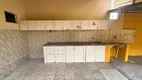Foto 12 de Casa com 2 Quartos para alugar, 80m² em Montese, Fortaleza