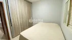 Foto 3 de Casa com 3 Quartos para alugar, 160m² em Cidade Jardim, Uberlândia