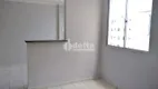 Foto 3 de Apartamento com 2 Quartos à venda, 48m² em Shopping Park, Uberlândia