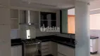 Foto 13 de Apartamento com 3 Quartos para alugar, 130m² em Copacabana, Uberlândia
