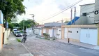 Foto 4 de Casa com 2 Quartos para alugar, 150m² em Sancho, Recife