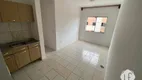 Foto 3 de Apartamento com 2 Quartos à venda, 51m² em Serrinha, Fortaleza