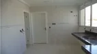 Foto 2 de Apartamento com 4 Quartos à venda, 166m² em Moema, São Paulo