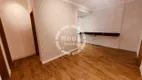 Foto 2 de Apartamento com 2 Quartos à venda, 52m² em Macuco, Santos