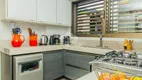 Foto 11 de Apartamento com 3 Quartos à venda, 131m² em Petrópolis, Porto Alegre