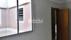 Foto 2 de Apartamento com 2 Quartos à venda, 48m² em Shopping Park, Uberlândia