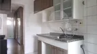 Foto 2 de Apartamento com 2 Quartos para alugar, 67m² em Moema, São Paulo