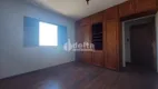 Foto 12 de Casa com 3 Quartos à venda, 205m² em Nossa Senhora Aparecida, Uberlândia