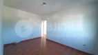 Foto 2 de Apartamento com 3 Quartos para alugar, 90m² em Martins, Uberlândia