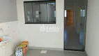 Foto 13 de Casa com 3 Quartos à venda, 110m² em Jardim Holanda, Uberlândia