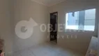 Foto 9 de Casa com 3 Quartos à venda, 100m² em Cidade Jardim, Uberlândia