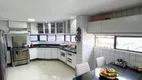 Foto 5 de Apartamento com 4 Quartos à venda, 263m² em Candelária, Natal