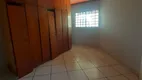 Foto 18 de Casa com 5 Quartos à venda, 200m² em Parque Flamboyant, Aparecida de Goiânia