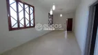 Foto 5 de Casa com 3 Quartos à venda, 220m² em Centro, Araguari