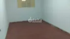 Foto 6 de Casa com 7 Quartos para alugar, 200m² em Saraiva, Uberlândia