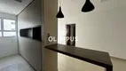 Foto 10 de Apartamento com 3 Quartos para alugar, 90m² em Centro, Uberlândia