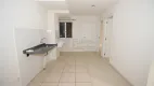 Foto 5 de Apartamento com 2 Quartos para alugar, 45m² em Fragata, Pelotas