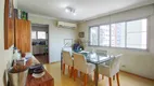 Foto 9 de Apartamento com 4 Quartos à venda, 200m² em Jardim Europa, São Paulo