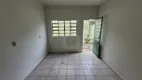 Foto 2 de Casa com 2 Quartos para alugar, 54m² em Santa Mônica, Uberlândia